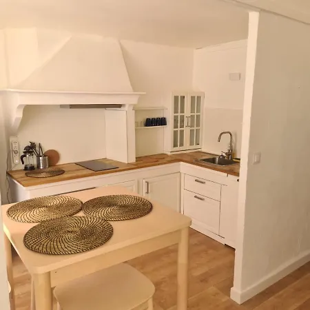 Appartement Studio Climatisé Centre Equipé #8